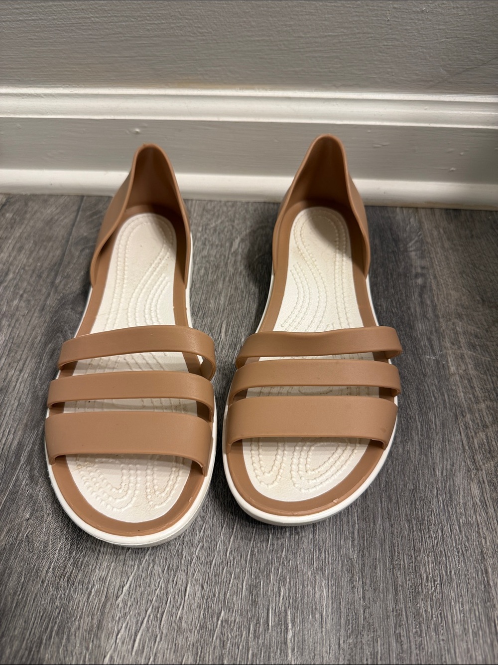 Women’s Tan Strappy Flat Sandals